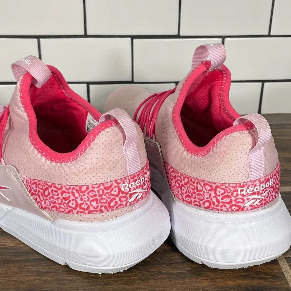 Reebok Youth Girls Size 6 Shoes Pink White Lightweight Slip On Trainers Sneakers